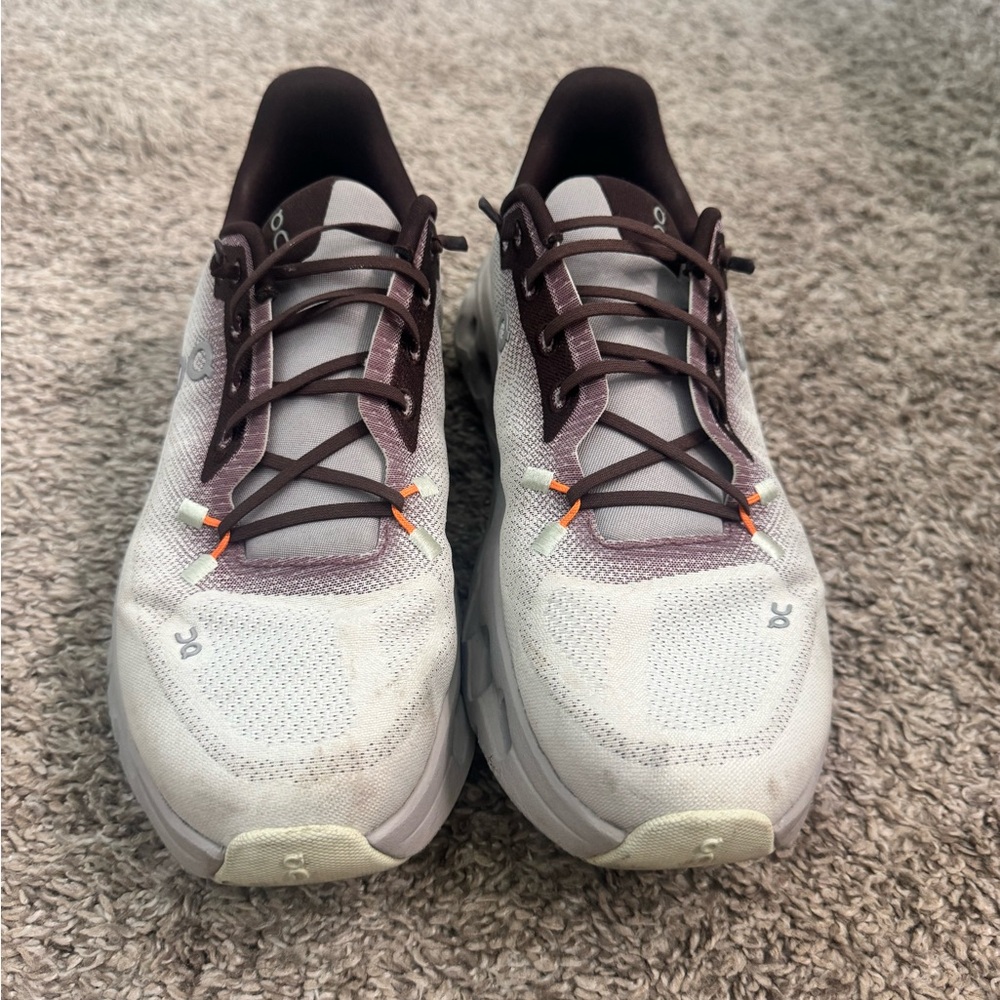 On Running Women's Athletic Shoes - Gray and Brown